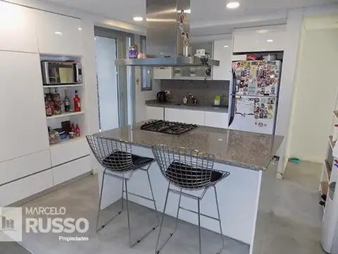 Casa 4 ambientes con 3 baños