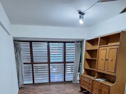 Belgrano 100, Piso 2