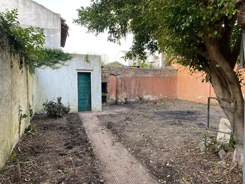Casa 4 ambientes con 1 baño