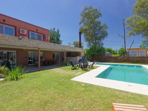 Casa en Venta 4 AMBIENTES/FAMILY ROOM/ESCRITORIO Barrio privado El Ensueño-Ing. Maschwitz- Escobar