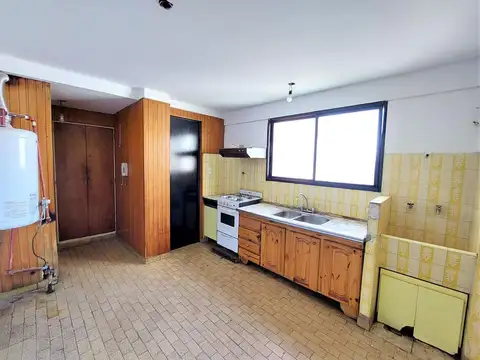 Departamento 5 ambientes con 2 baños