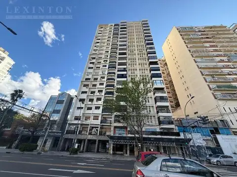 Av del Libertador al 1900