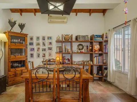 Depto Tipo Casa en Venta 64 años