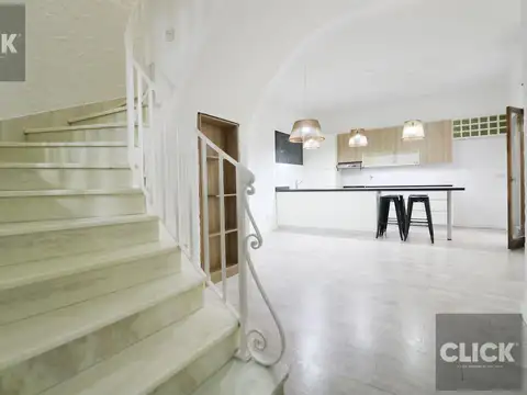 Depto Tipo Casa en Venta de 5 dormitorios
