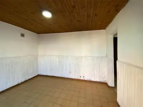 Depto Tipo Casa en Alquiler con 1 cocheras