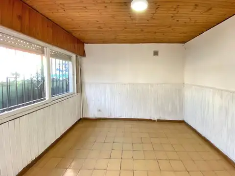 Depto Tipo Casa 2 ambientes con 1 baño
