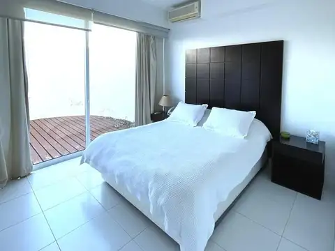 Departamento 6 ambientes con 5 baños