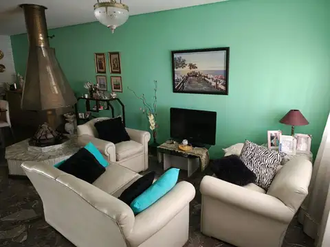 Casa en Venta en Flores, USD 250.000