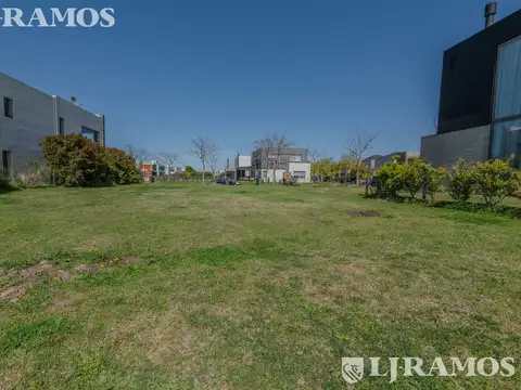Barrio Vistas, PUERTOS / ESCOBAR