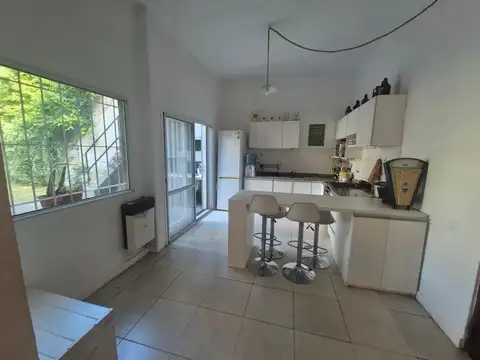 Depto Tipo Casa 4 ambientes con 1 baño