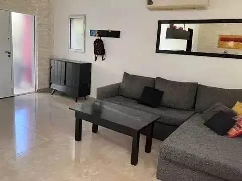 Casa en Venta en Moreno, USD 204.000