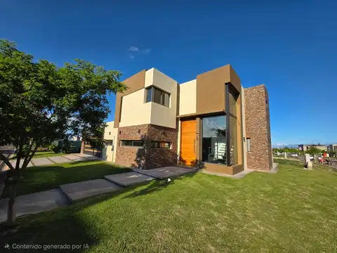 Casa en Venta de 4 dormitorios