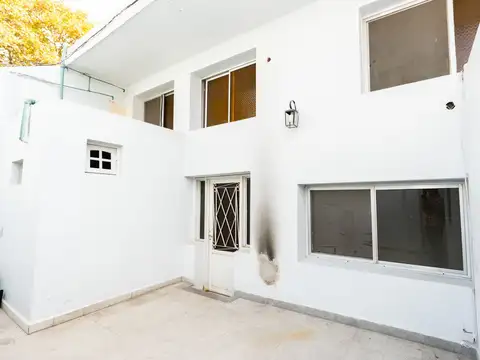 Depto Tipo Casa en Venta 63 años