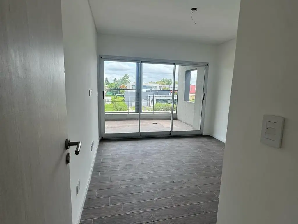 Casa 4 ambientes en 2 plantas en venta - Barrio Privado Las Golondrinas - Foto 13