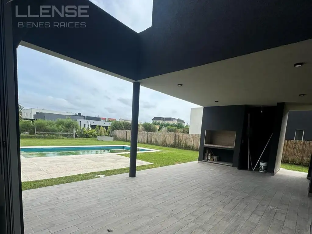 Casa en Venta en Las Golondrinas