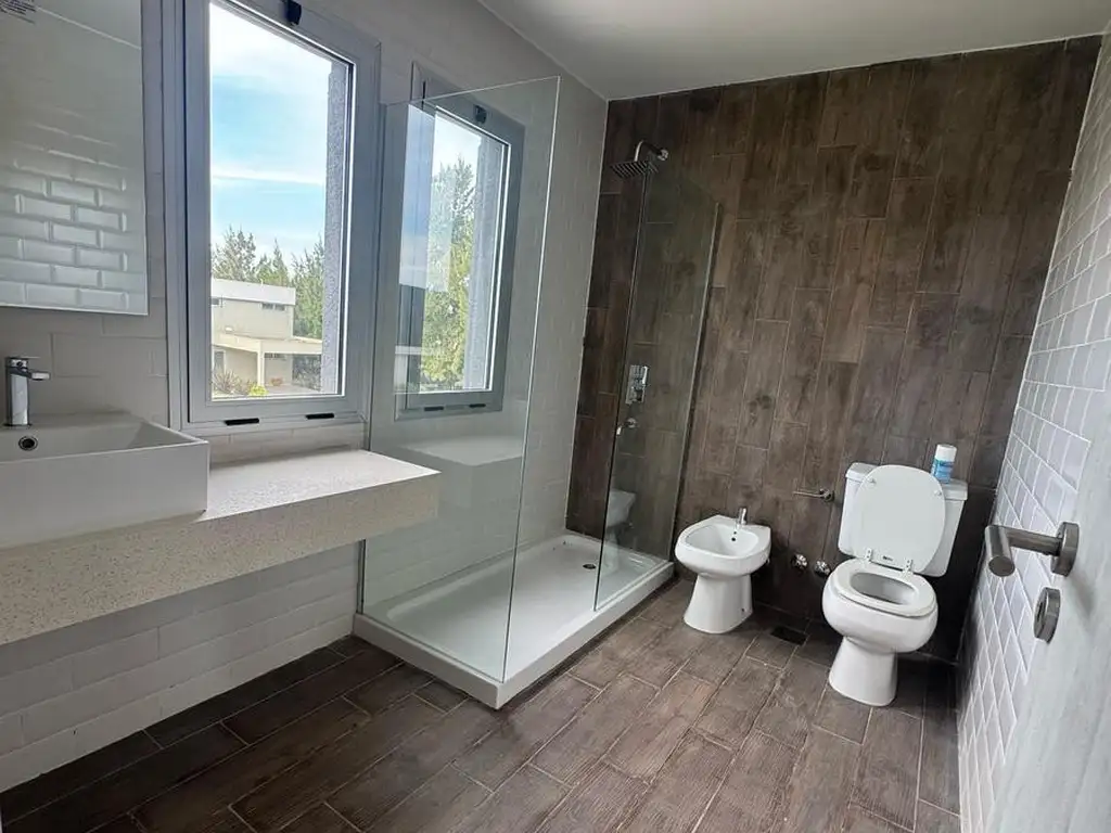 Casa 4 ambientes en 2 plantas en venta - Barrio Privado Las Golondrinas - Foto 17