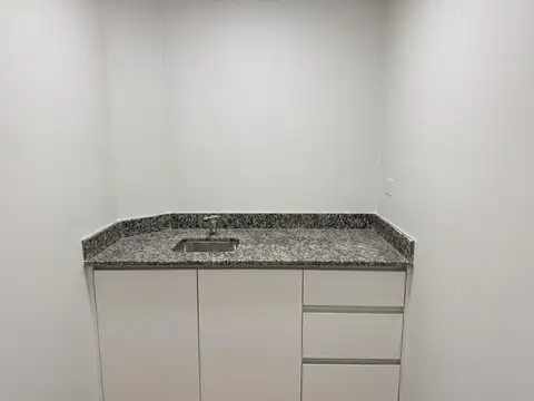 Oficina en Alquiler 1 año