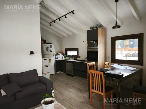 Depto Tipo Casa en Venta con 1 cocheras