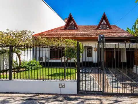 Chalet en venta en Turdera excelente estado