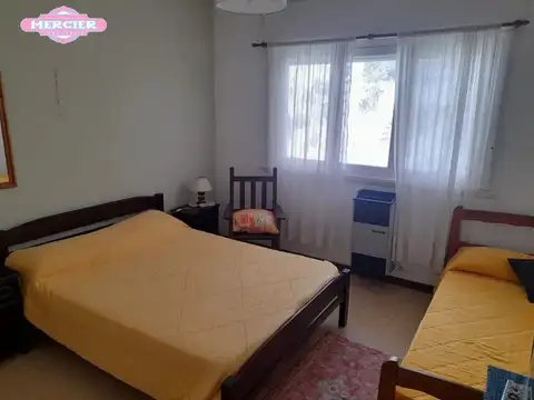 VENTA DE CHALET IMPECABLE EN ZONA i