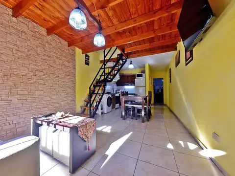 Depto Tipo Casa en Venta de 3 ambientes