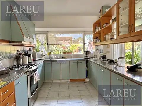 Casa en Venta con 1 cochera