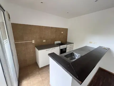 57 esquina Diagonal 73 700, Piso 1