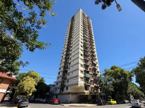 FLORES VENTA DEPTO 2 AMB con RENTA