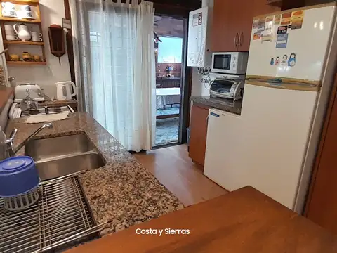 Casa 3 ambientes con 2 baños