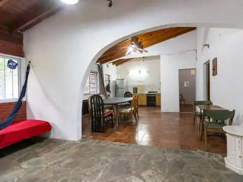 Avenida Ingeniero Eduardo Madero 2500