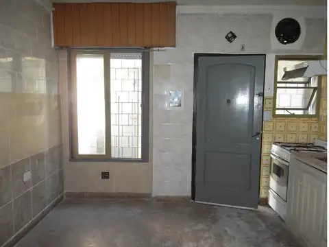 VENTA DE MONOAMBIENTE ZONA CHILAVERT