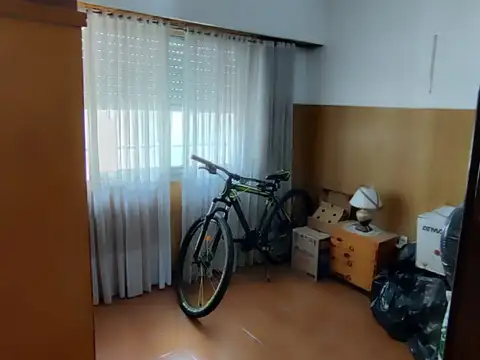 Depto Tipo Casa en Venta 40 años