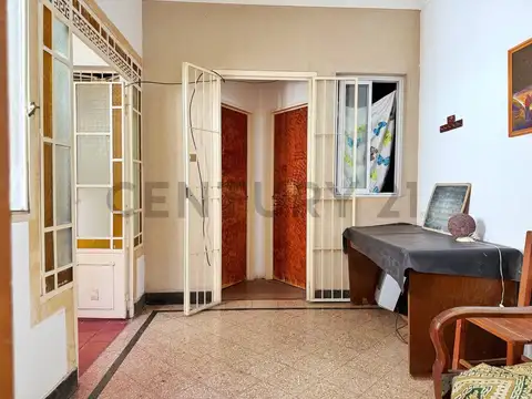 Departamento 9 ambientes con 2 baños