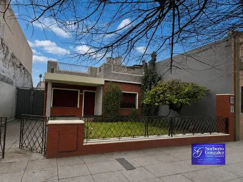 En Venta PH Al Frente de 3 Ambientes en Caseros Patio y Terraza F: 9510