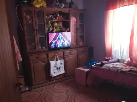 12  y 85  ( la plata  Villa Elvira )