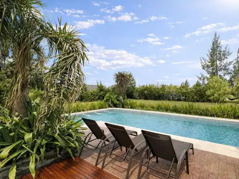 Casa en Venta en Lisandro Olmos Etcheverry, USD 209.000