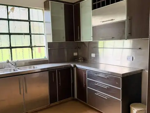 CASA EN VENTA EN LA REJA  MORENO