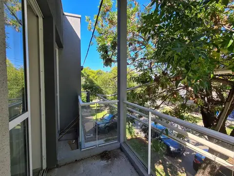 Venta  2 dormitorios  Frente  Estrenar   duplex 2 Baños Alquilado  Barrio Azcuenaga  Rosario
