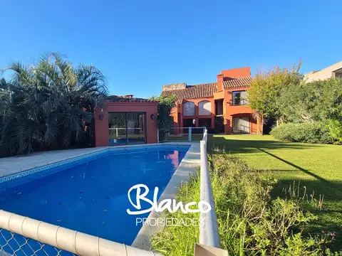 Casa  en Venta en Estancias del Pilar, Pilar, G.B.A. Zona Norte