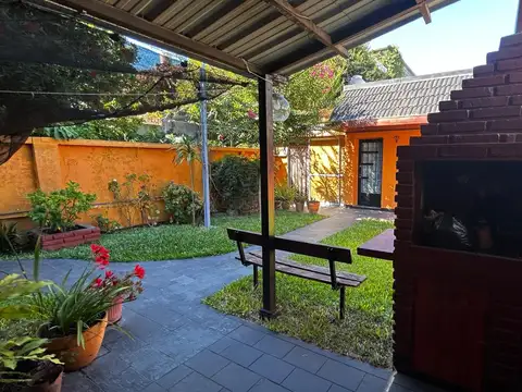 Depto Tipo Casa 3 ambientes con 1 baño