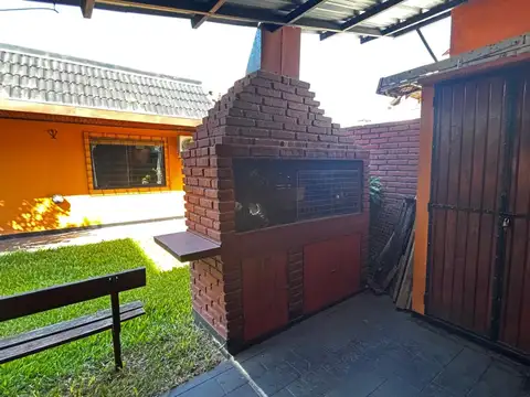 Depto Tipo Casa en Venta en Villa Maipu, USD 75.000