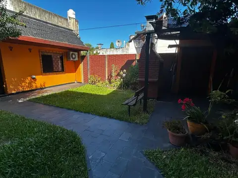 Depto Tipo Casa en Venta de 2 dormitorios