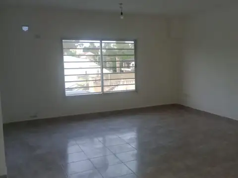 Departamento en Alquiler en San Justo, $ 320.000
