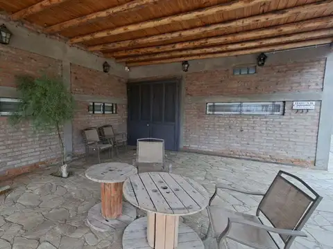 Casa 4 ambientes con 1 baño