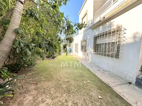 Casa 7 ambientes con 3 baños