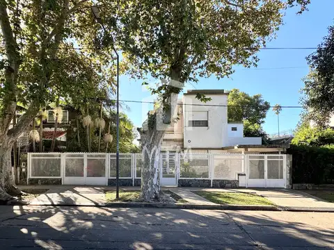 Casa en venta Rosario, Alberdi.