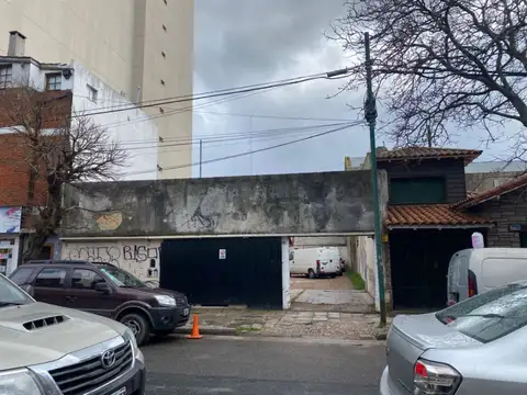 VENTA, IMPORTANTE LOTE 374m2,  JUJUY Y MORENO. MAR DEL PLATA