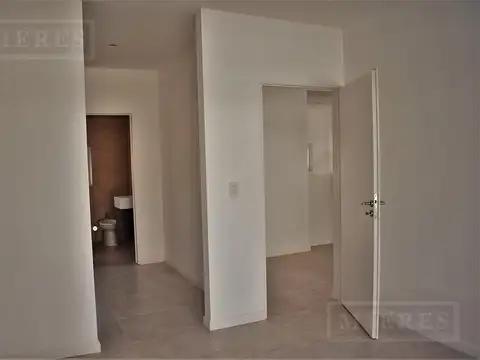 Departamento 4 ambientes con 3 baños