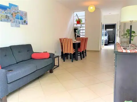 Depto Tipo Casa en Venta de 5 dormitorios