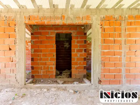 Oportunidad de Inversión Casa a Terminar - C1047